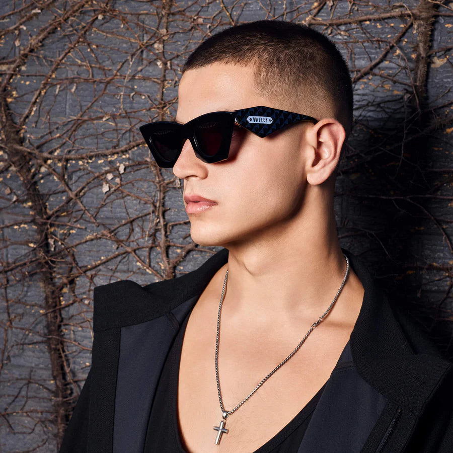 VALLEY // Savior GLOSS BLACK w. GOLD METAL/BLACK LENS