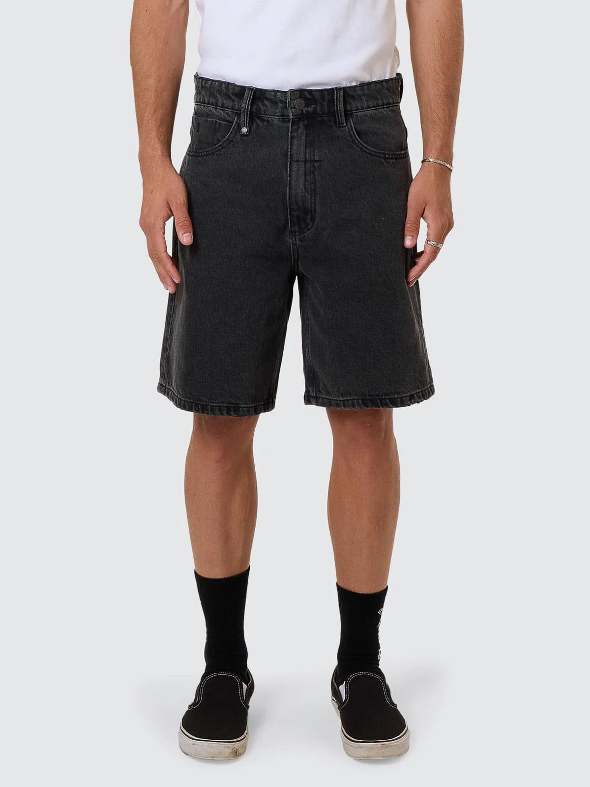 THRILLS // Slacker Denim Short ASH BLACK