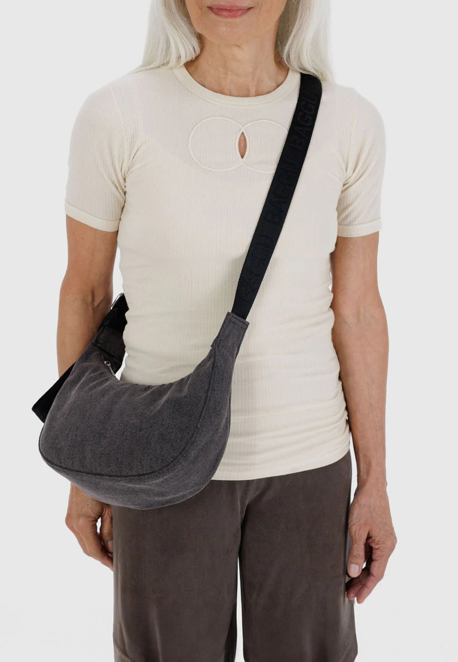 BAGGU // SMALL Nylon Crescent Bag WASHED BLACK DENIM