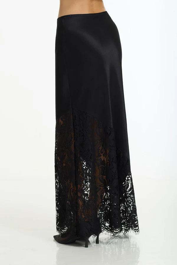 Softly Spoken Skirt BLACK LACE
