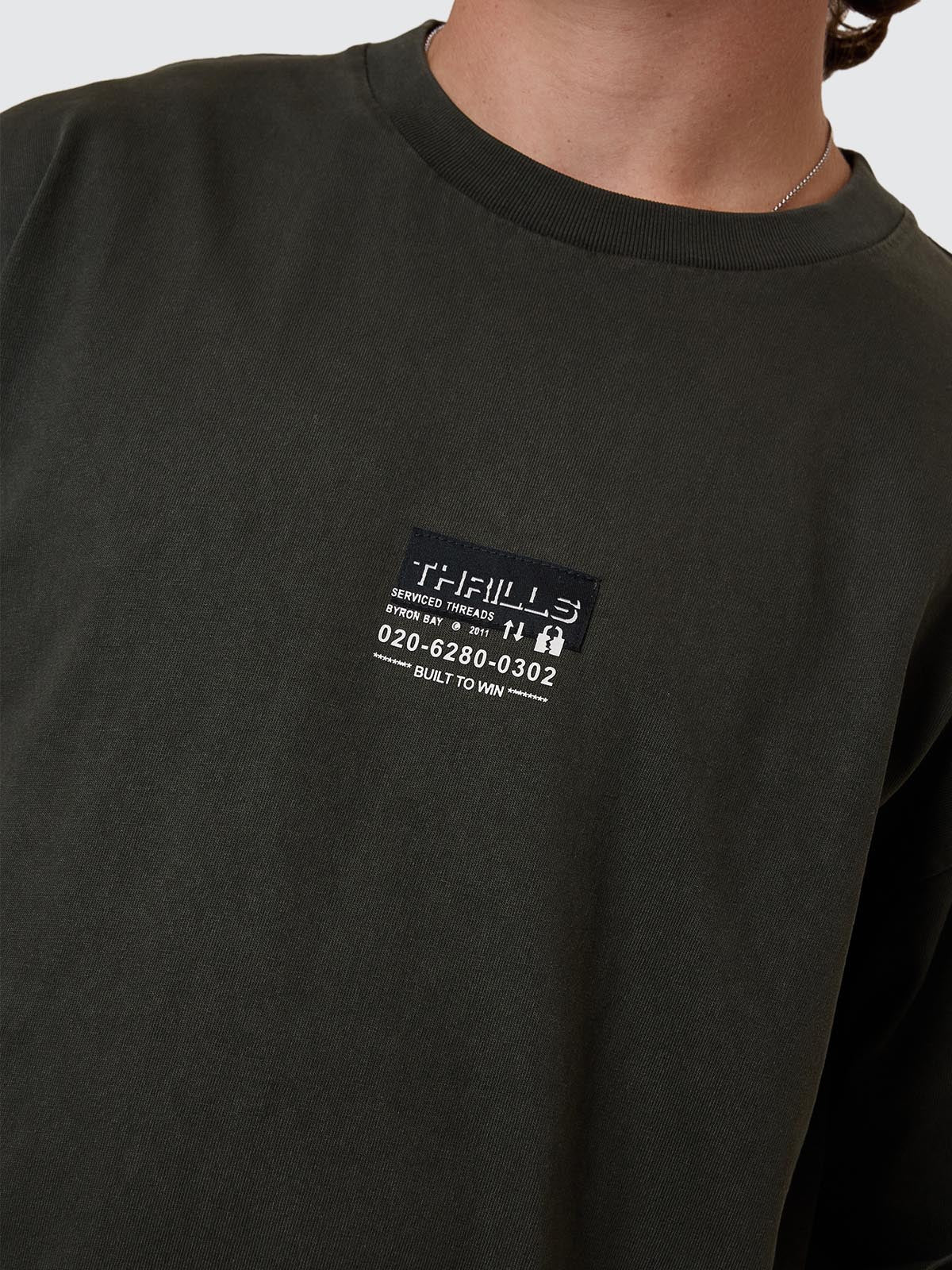 THRILLS // Built To Win OS Fit Tee OIL GREEN