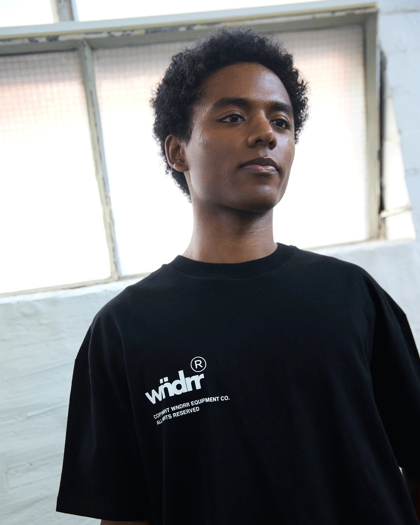 WNDRR // Syndicate Box Fit Tee BLACK
