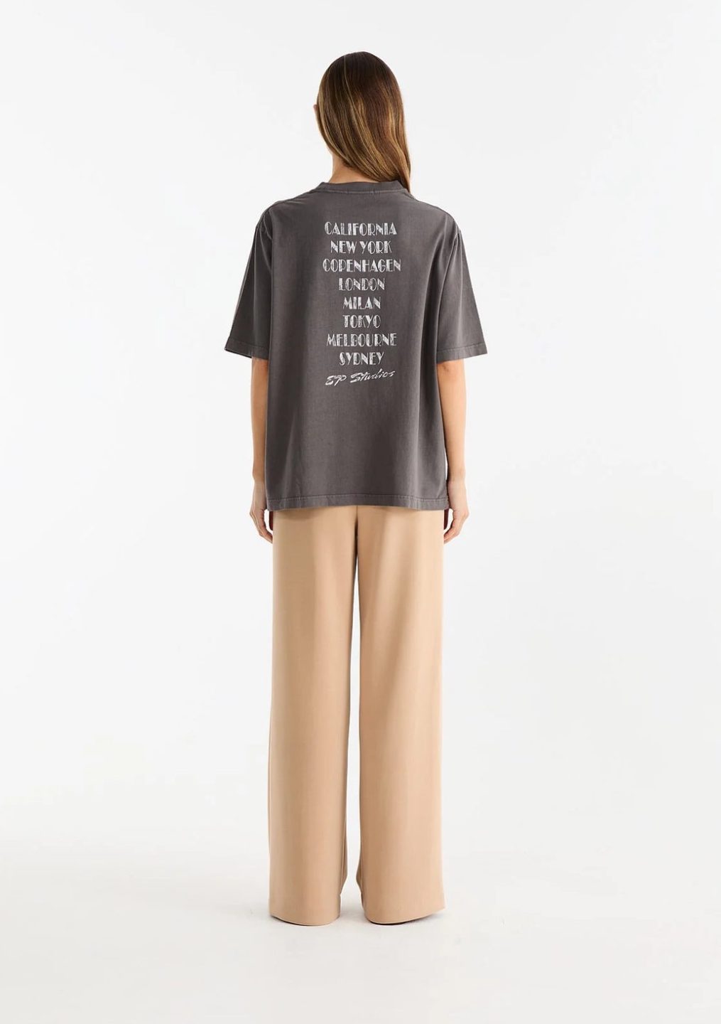 ENA PELLY // Pelly Tour Tee SMOKE