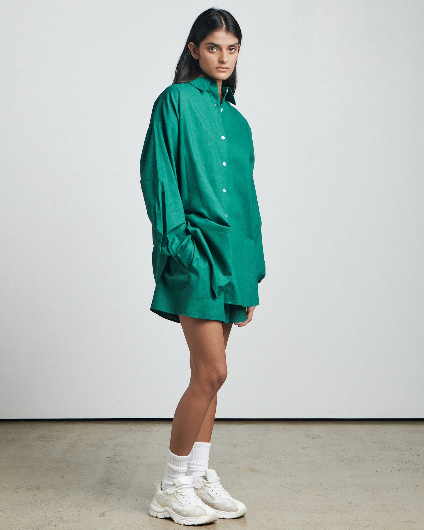CHARLIE HOLIDAY BARE // The Long Sleeve Shirt PALM LEAF GREEN