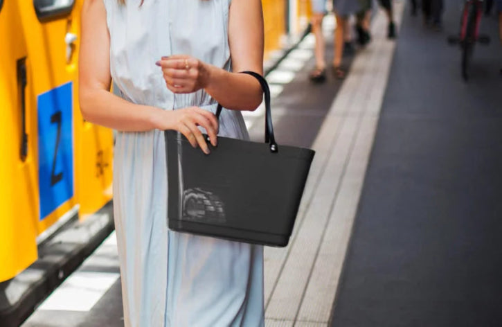 HINZA // Small DARK GREY