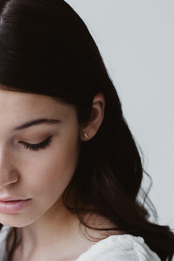 S O P H I E // Stud Little Letter GOLD