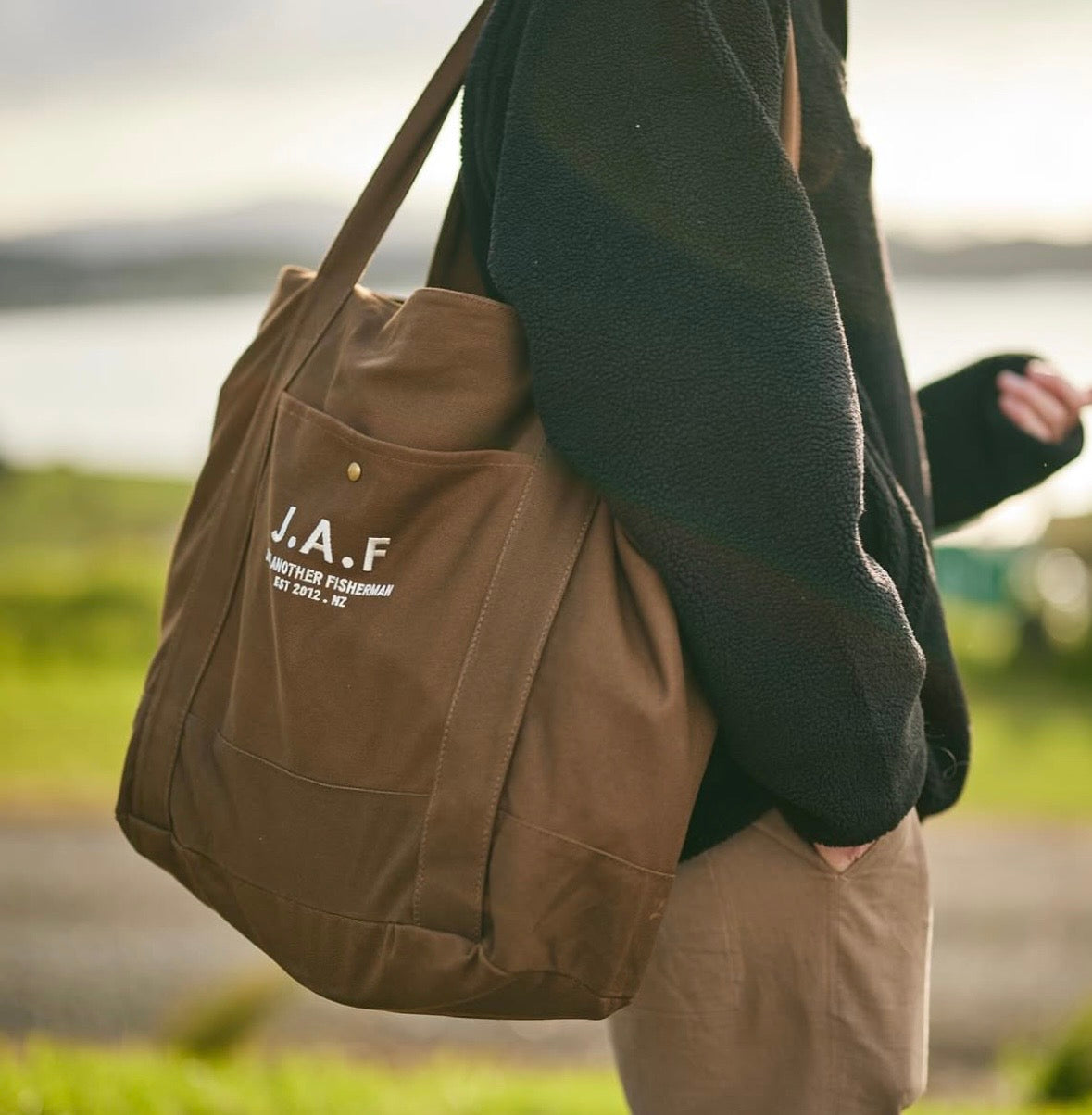 JAF // Long Haul Tote Bag BROWN