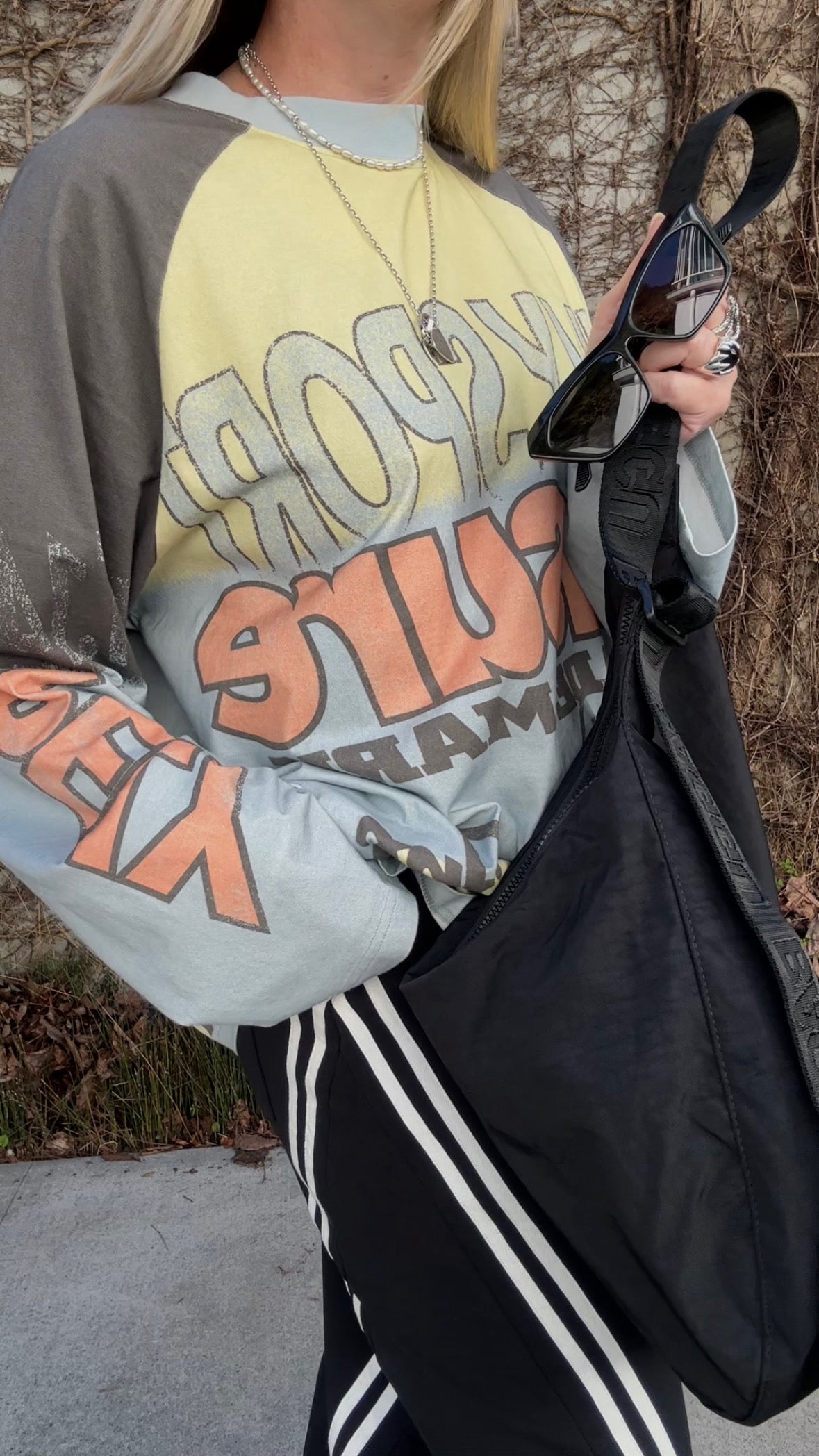 Let's Play Trackie BLACK