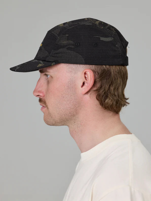 JAF // 5 Panel Cap BLACK CAMO