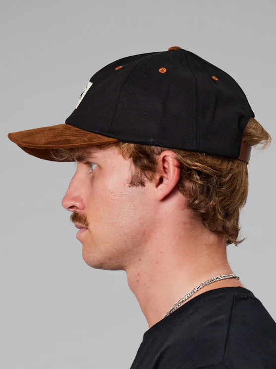 JAF // Old Sea Dog Cap BLACK/BROWN