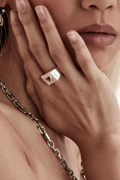 PRE-LOVED // SGC Raised Spiked Heart Signet SILVER