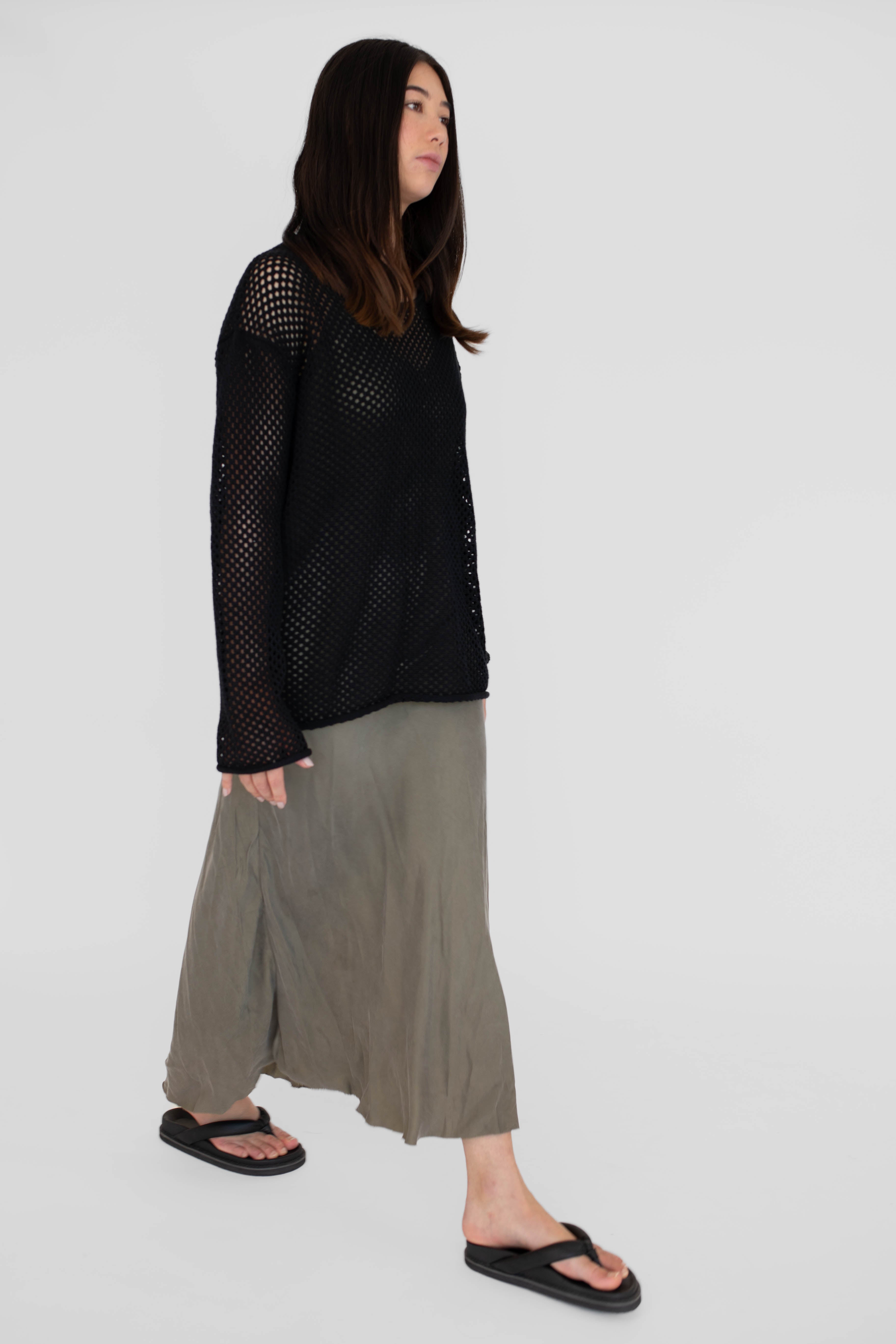 BEIGED // The Net Jumper BLACK