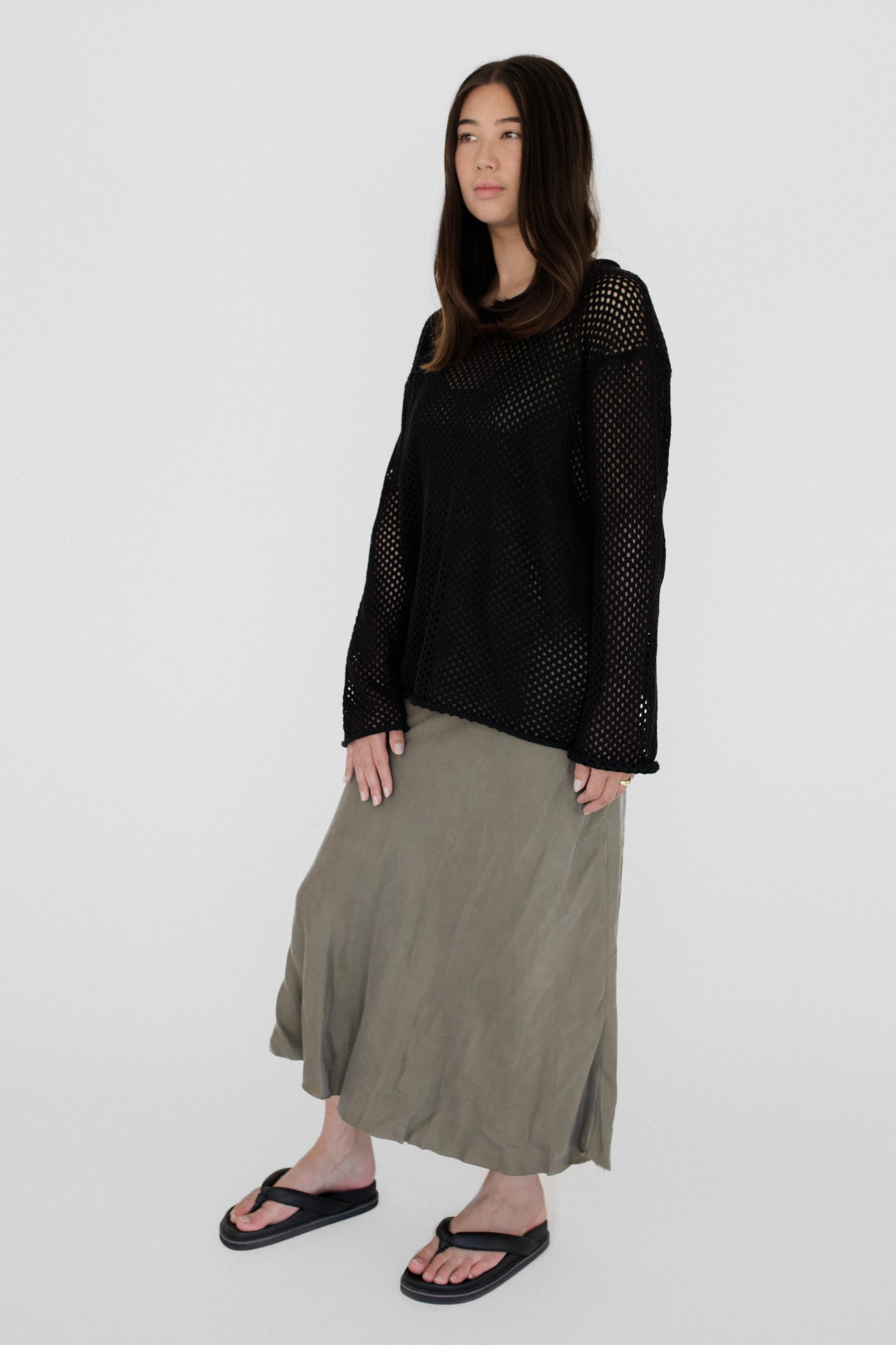 BEIGED // The Net Jumper BLACK