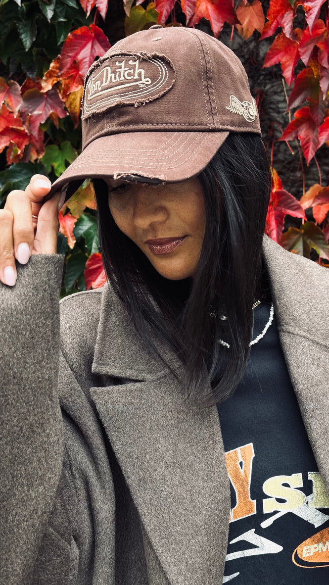 Oval Distressed Dad Cap BROWN