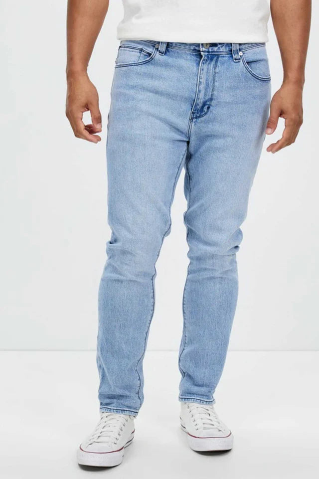 ABRAND // A Dropped Slim Jean TRIPPED