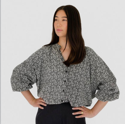 BEIGED // Cisco Shirt BLACK FLORAL