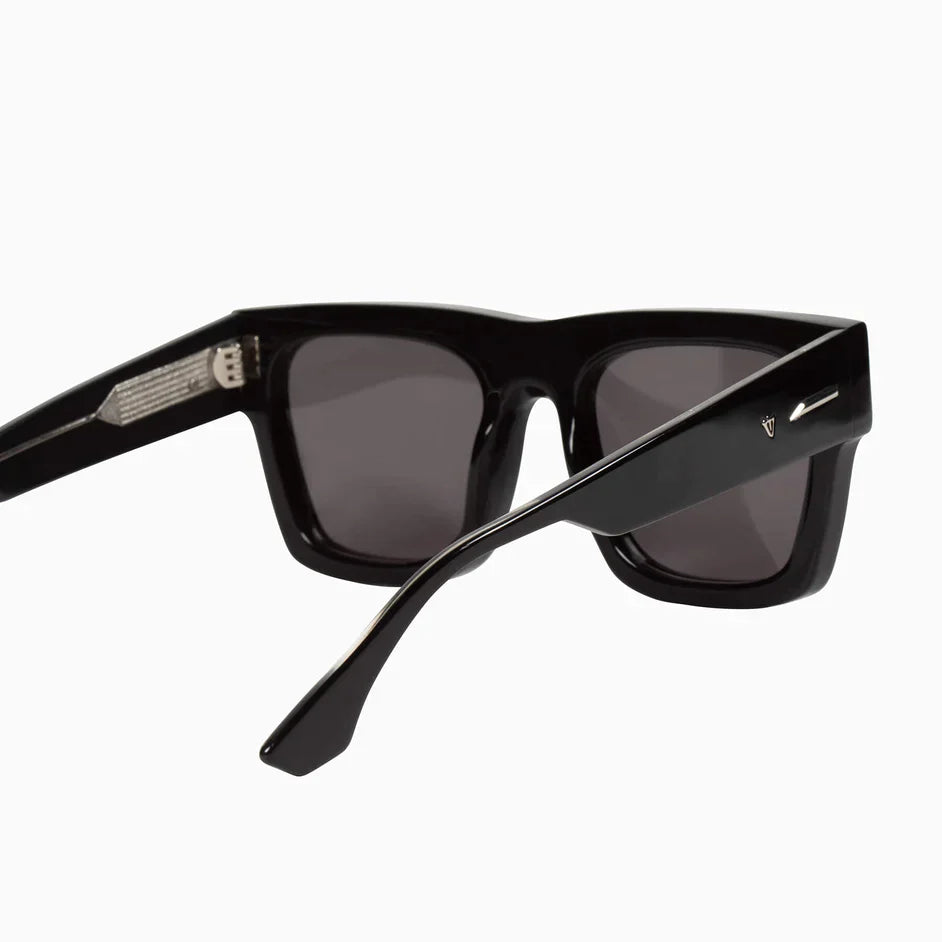 VALLEY // Alta GLOSS BLACK SILVER TRIM BLACK LENS