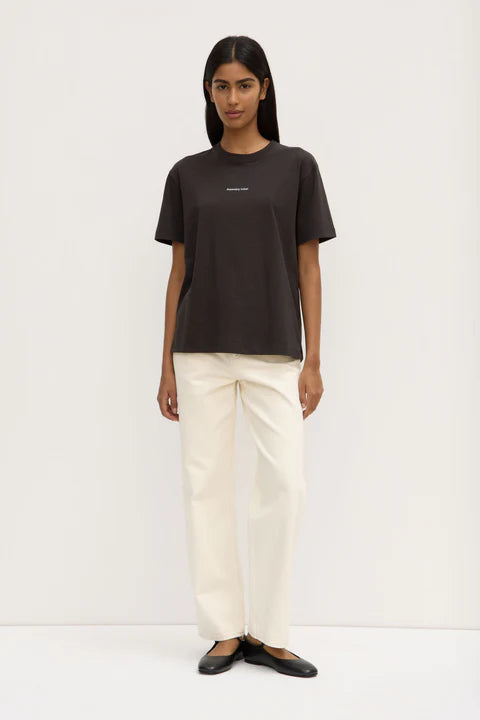 ASSEMBLY LABEL // Atelier Logo Tee WASHED BLACK