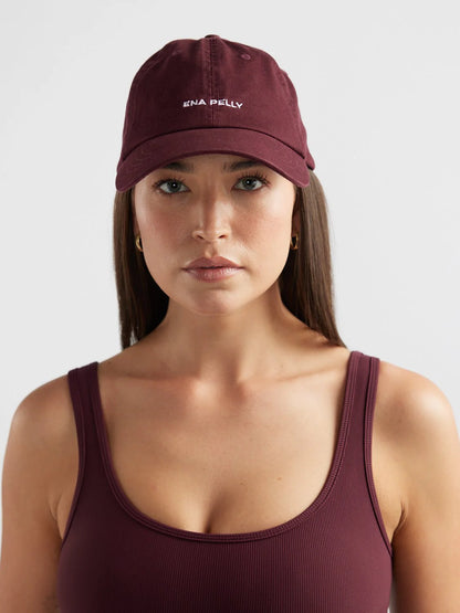 ENA PELLY // Athleisure Cap CHERRY COLA