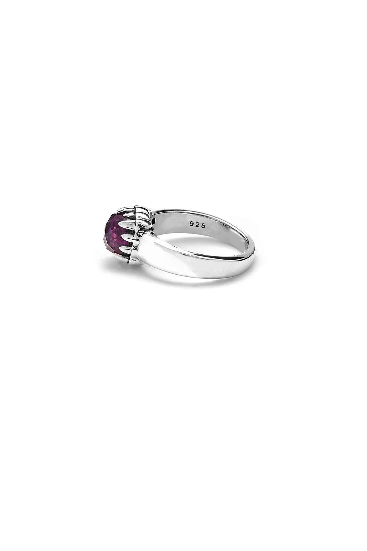 SGC // Baby Claw Ring AMETHYST