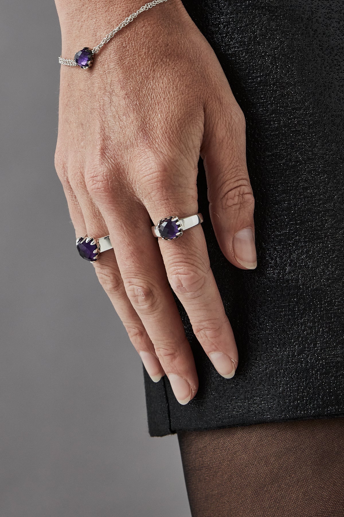SGC // Baby Claw Ring AMETHYST