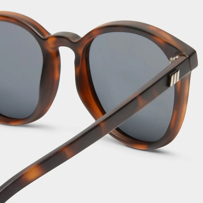 LE SPECS // Bandwagon MATTE TORT