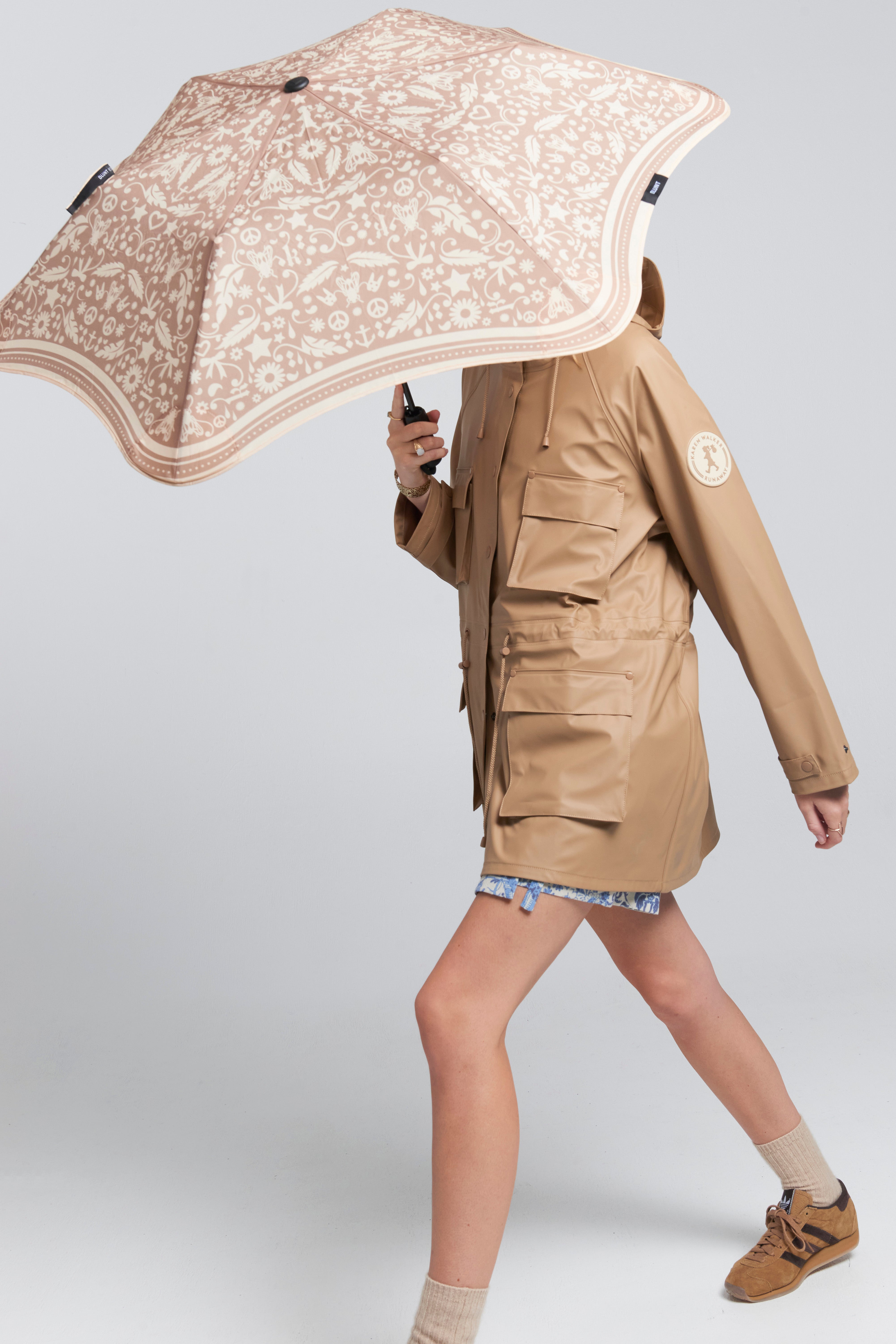 KAREN WALKER // Blunt Metro x KW Umbrella FILIGREE