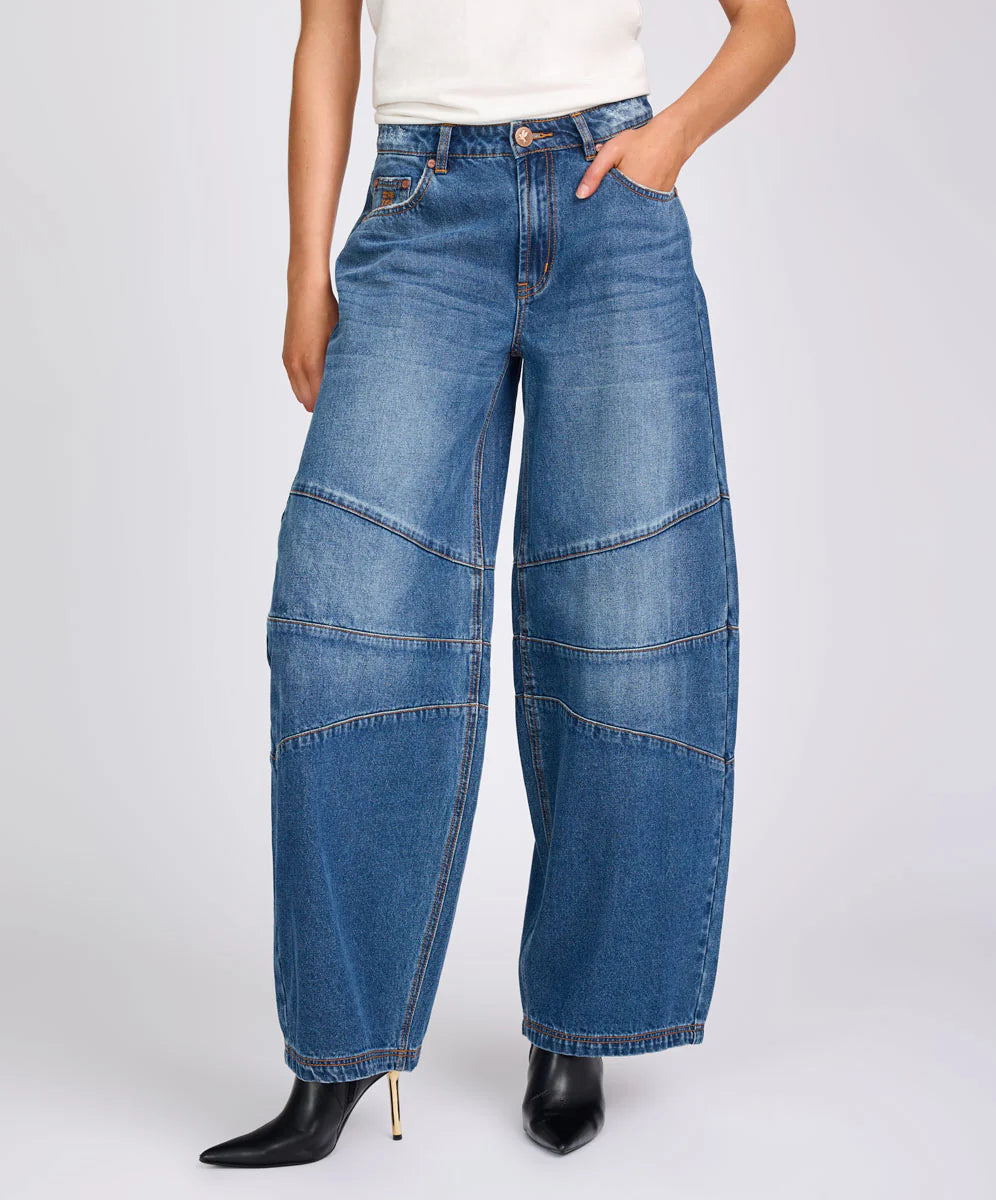 ONE TEASPOON // Mid Waist Barrel Jeans DEEP PACIFICA
