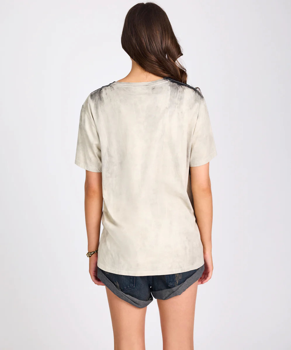 ONE TEASPOON // Beaming Heart Boyfriend Tee WHITE BLACK