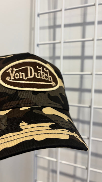 VON DUTCH // Unisex Trucker Hat BROWN CAMO