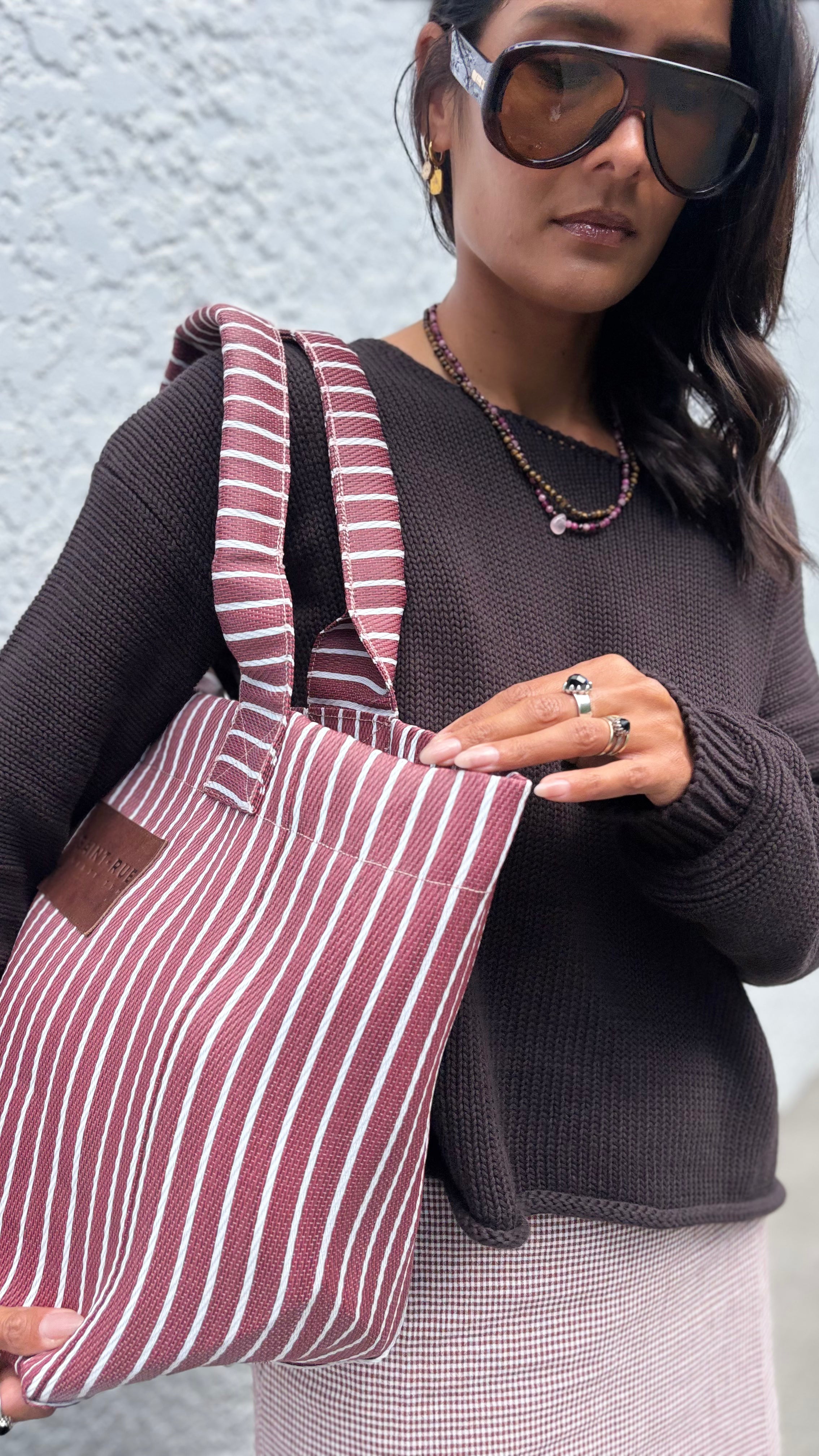 Close Sweater CHOCOLATE