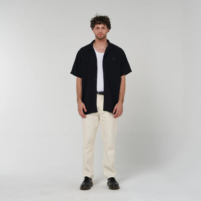 CRATE // Dash Texture SS Shirt BLACK