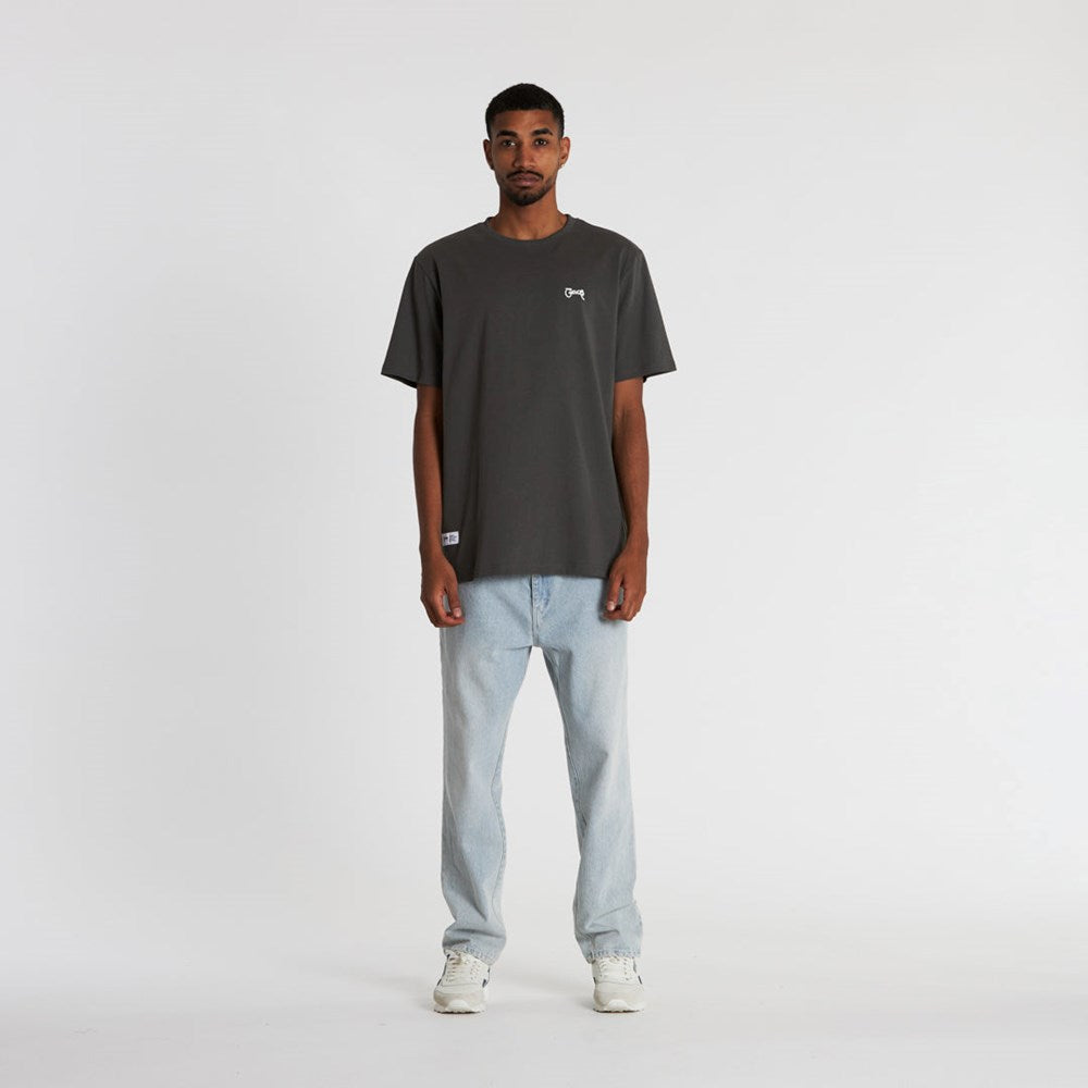 CRATE // Scripted Stamp T-Shirt CHARCOAL