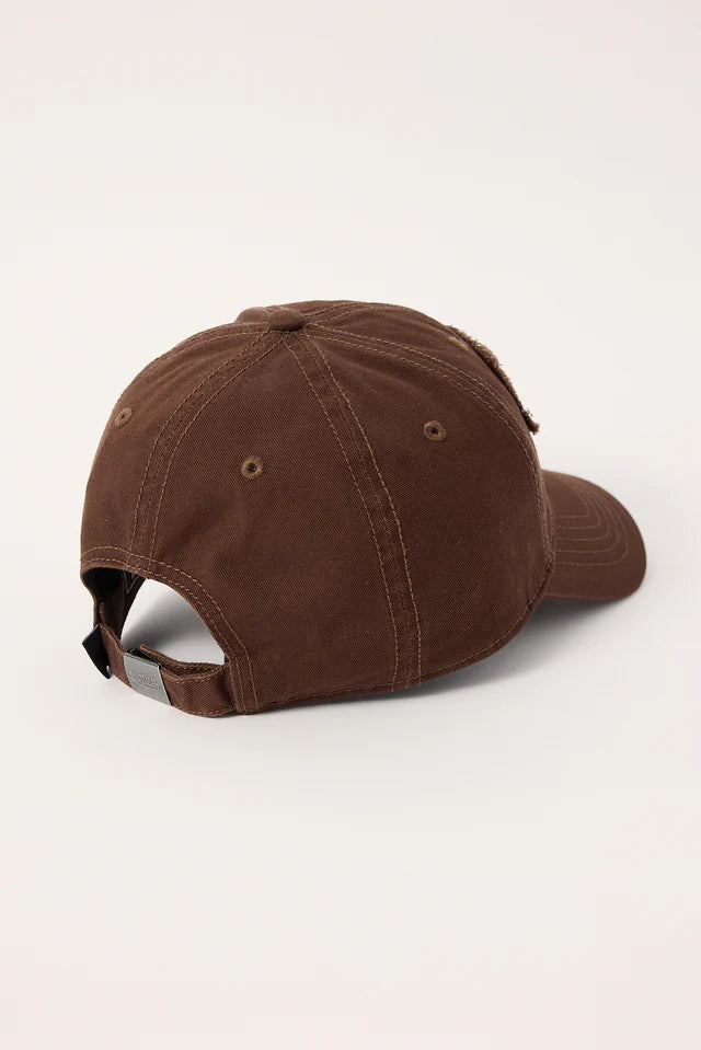 Oval Distressed Dad Cap BROWN