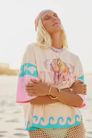 ONLY LOVERS LEFT // Dolphini Boxy Tee