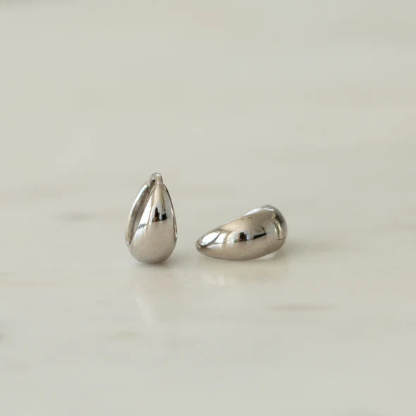 S O P H I E // Drop Huggies