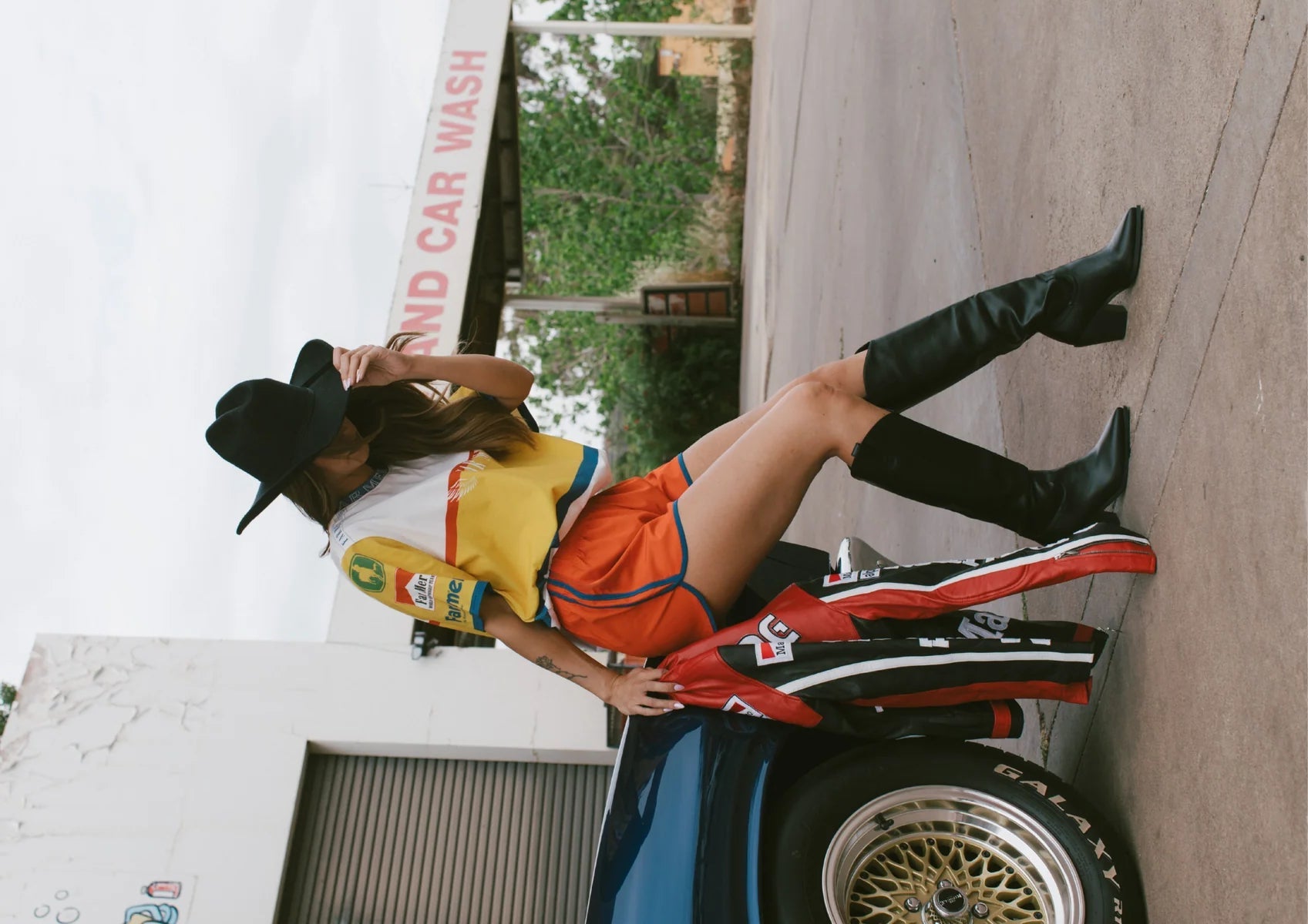 FAR MER // Moto Club Crew