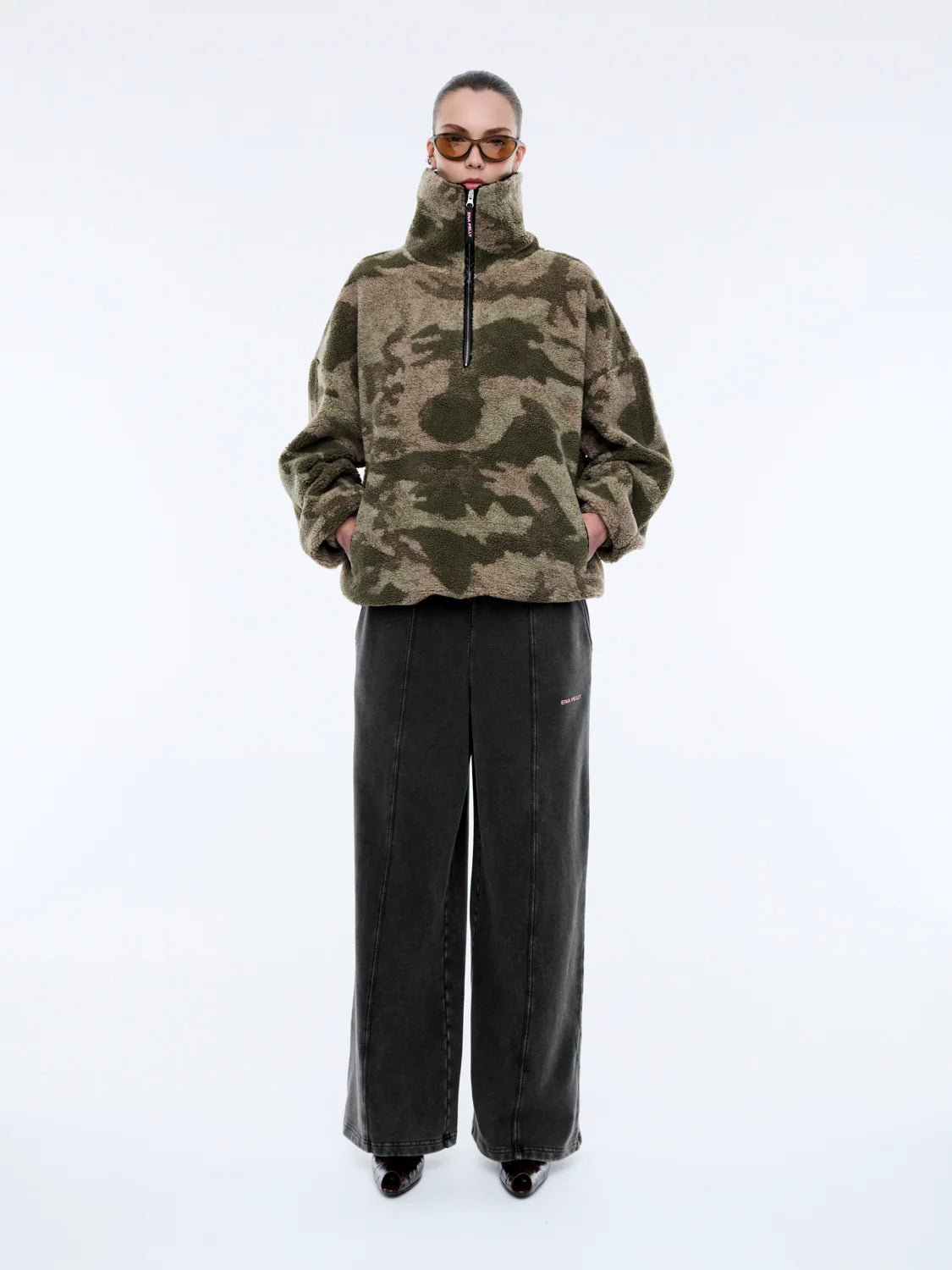 ENA PELLY // Winnie QTR Zip CAMO