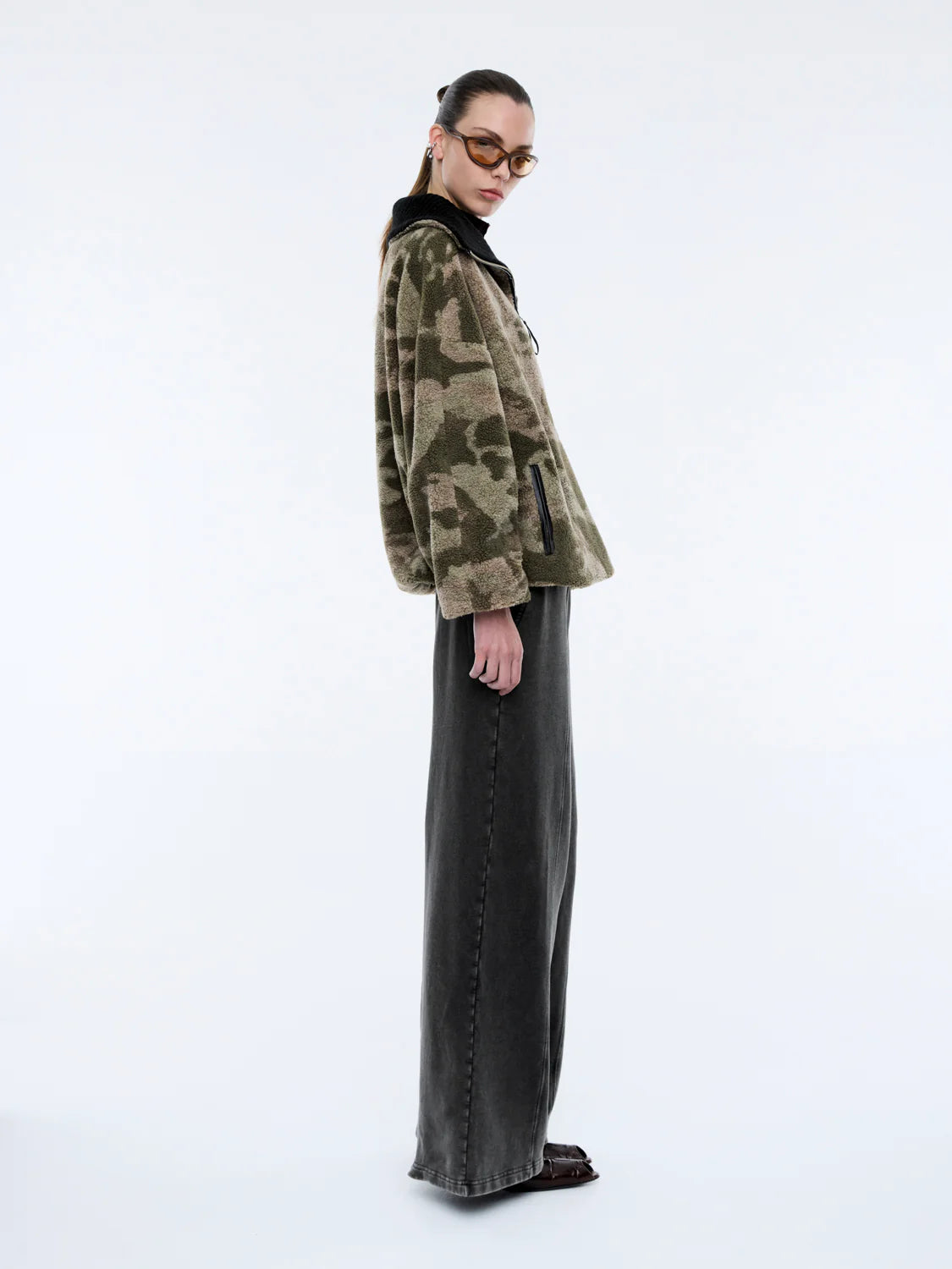 ENA PELLY // Winnie QTR Zip CAMO