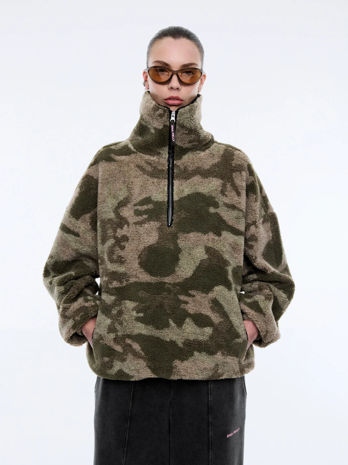 ENA PELLY // Winnie QTR Zip CAMO