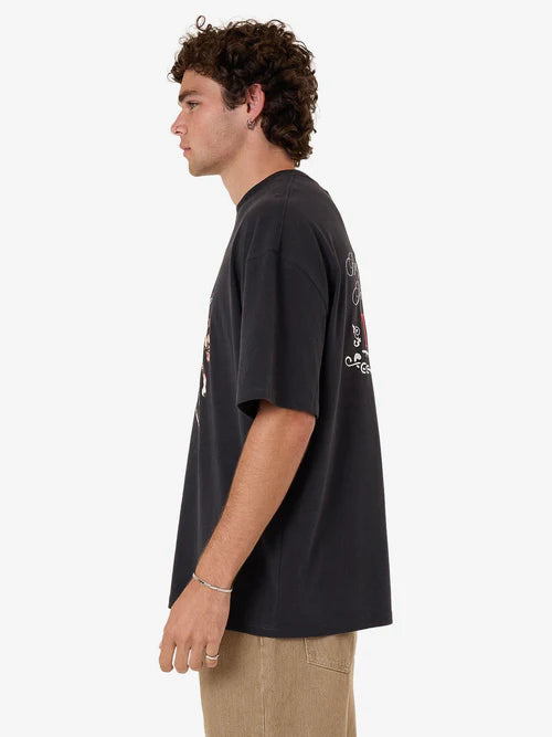 THRILLS // Eternal Outlaw Box Fit OS Tee WASHED BLACK