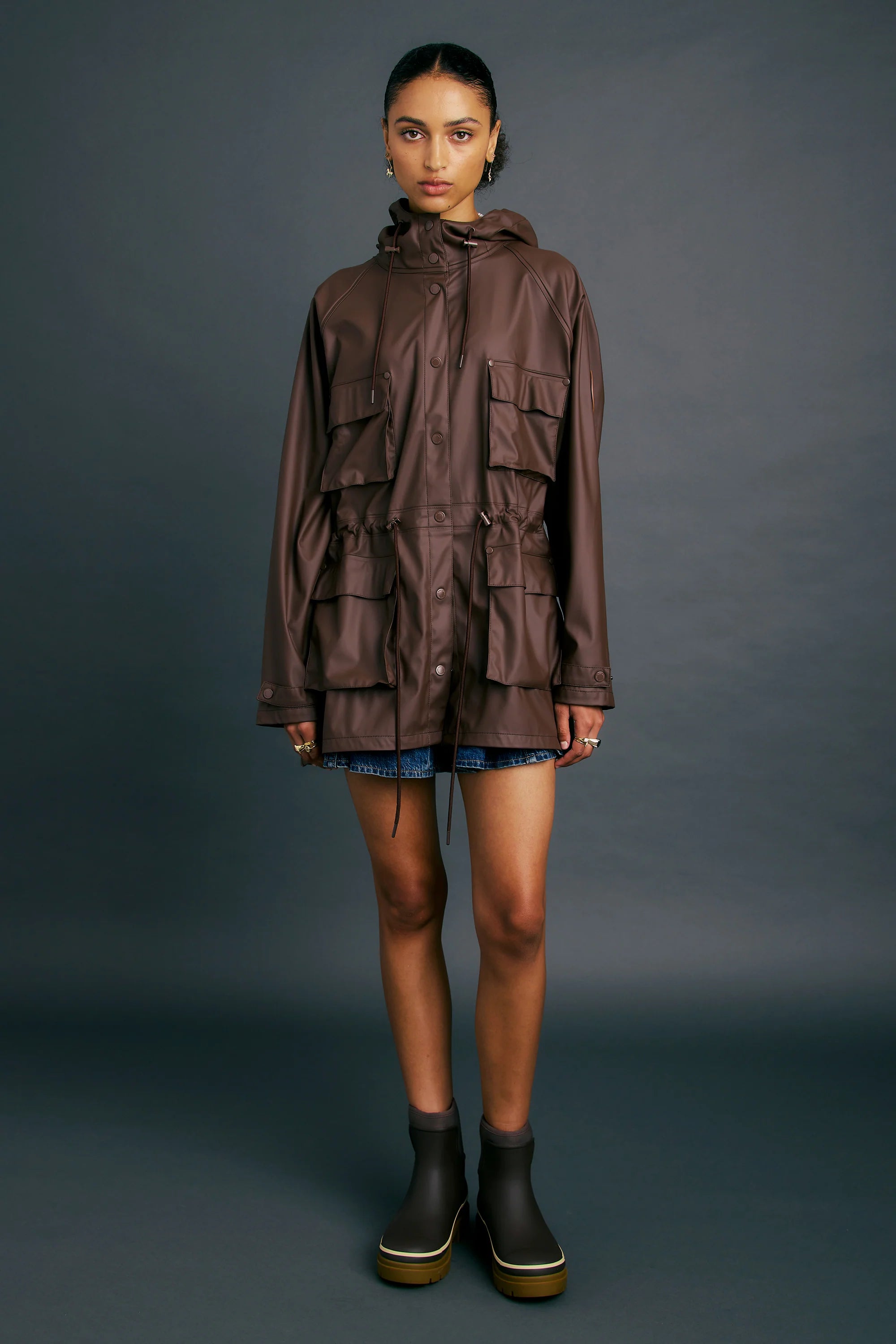 KAREN WALKER // Excursion Raincoat CHOCOLATE