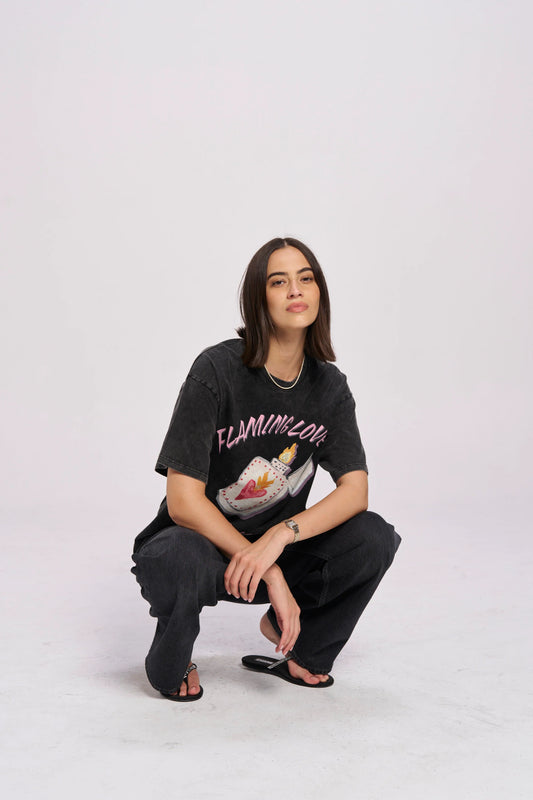 MAKU //  Flaming Love Tee Oversized ACID WASH