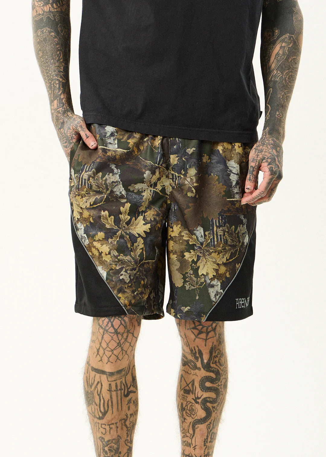 AFENDS // Find Me Panelled Short 20"