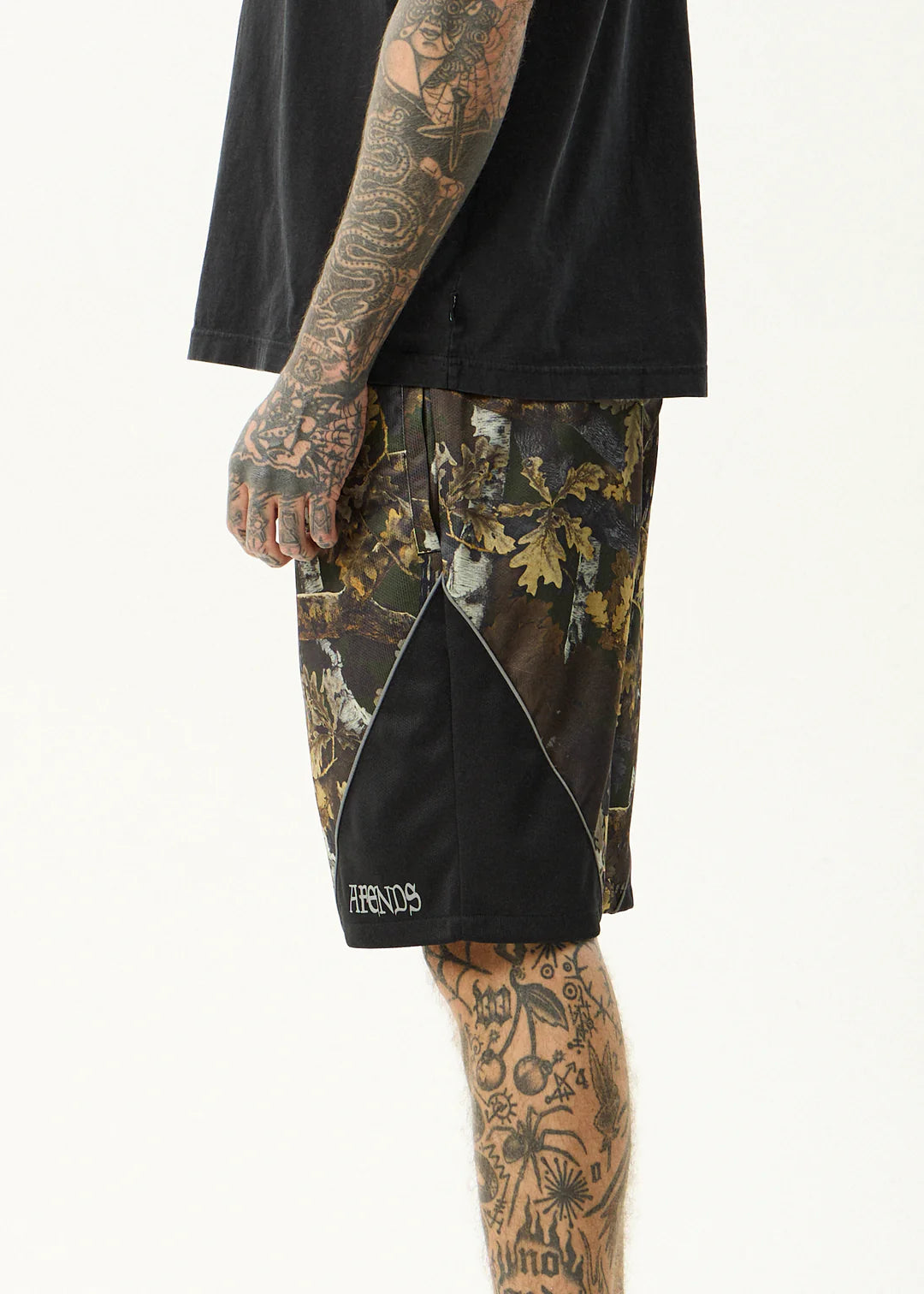 AFENDS // Find Me Panelled Short 20"