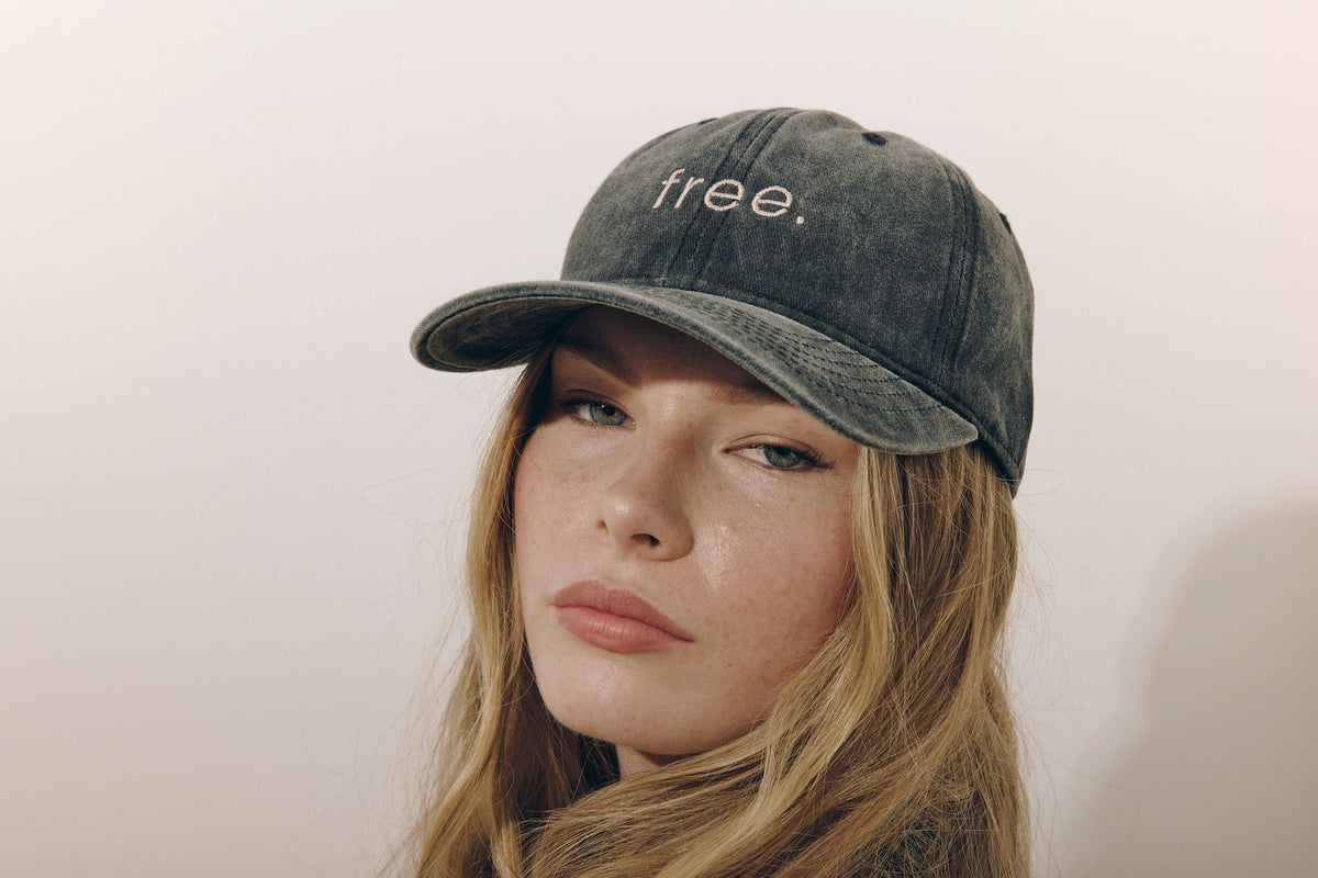 Free Cap WASHED BLACK