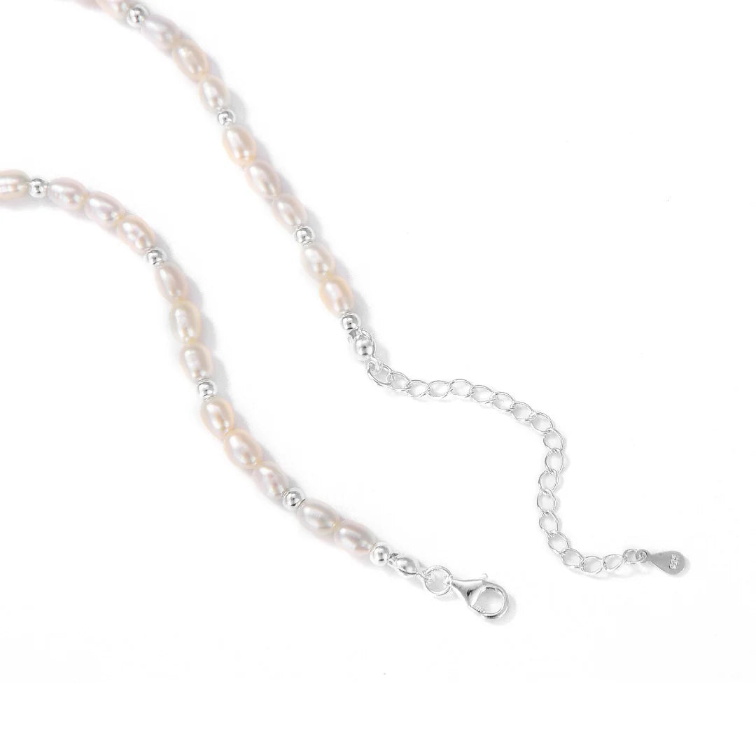 SILVER LININGS // Frida Pearl Beaded Necklace Silver