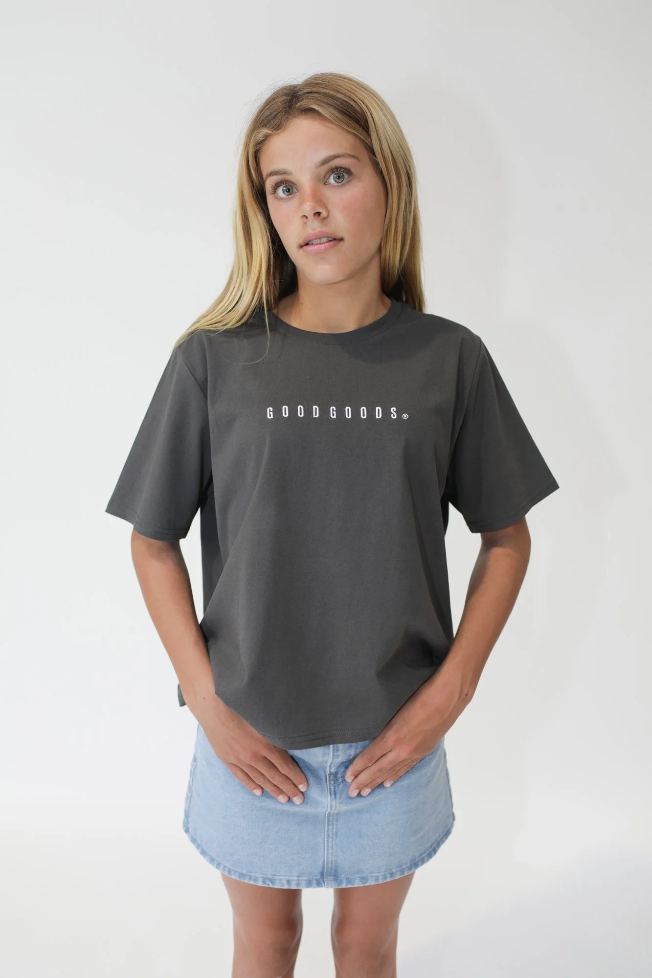 GOOD GOODS // Fia Tee CHARCOAL