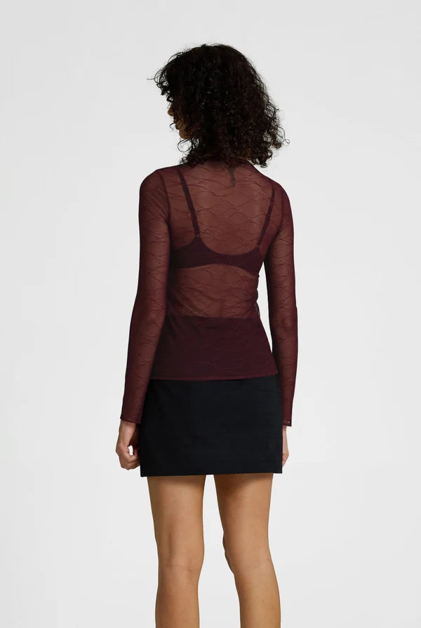 Gigi Top BURGUNDY VEIL