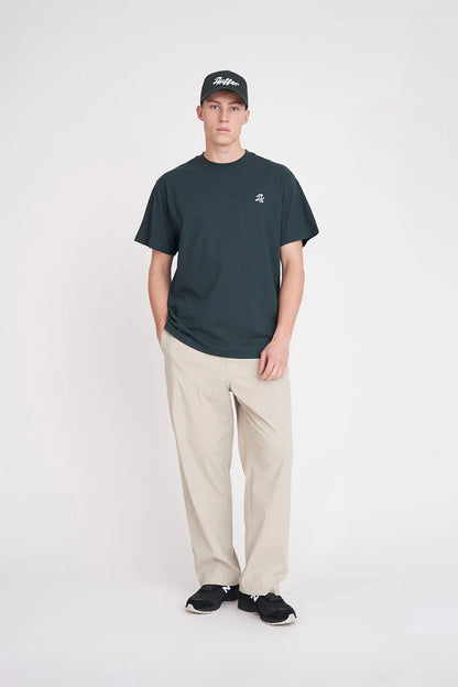 HUFFER GOLF // Sup Tee Tap That GOLF GREEN